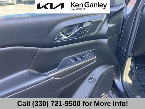 Used 2018 GMC Acadia SLT image 26