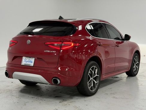 Used 2020 Alfa Romeo Stelvio Ti w/ Active Blind Spot Package image 4