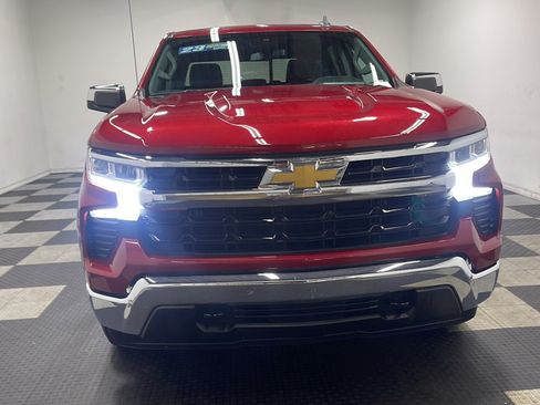 Used 2023 Chevrolet Silverado 1500 LT w/ Convenience Package II AWD/4WD image 23