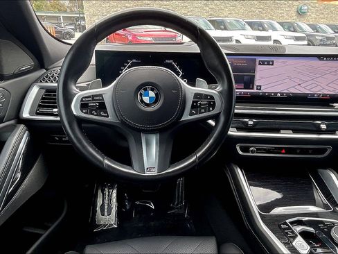 Used 2024 BMW X6 xDrive40i w/ Premium Package image 5