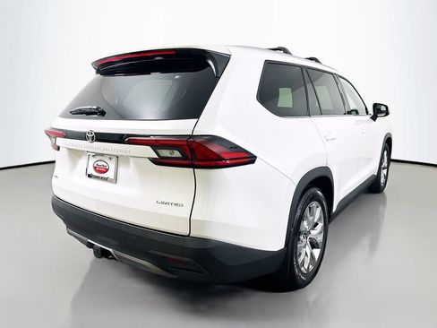 Certified 2026 Toyota Grand Highlander AWD image 5