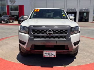 Certified 2025 Nissan Frontier SV RWD video 3