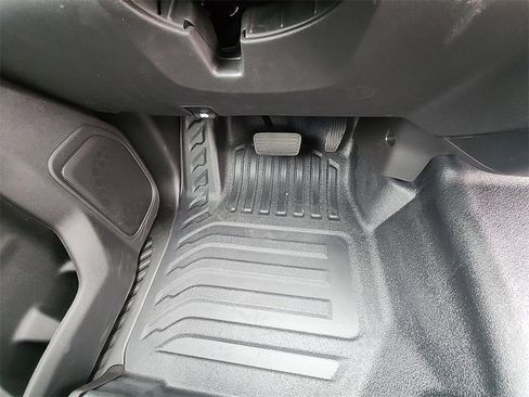 New 2025 Chevrolet Silverado 1500 W/T w/ WT Value Package image 31