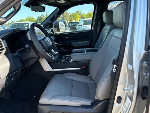 New 2026 Toyota Tundra Limited AWD/4WD image 8