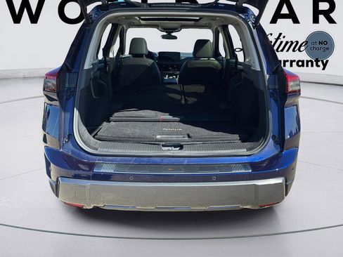 Used 2025 Nissan Rogue SL w/ Tech Package AWD/4WD image 28
