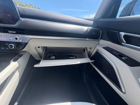 Certified 2024 Kia Telluride S w/ S Sunroof Package AWD/4WD image 25