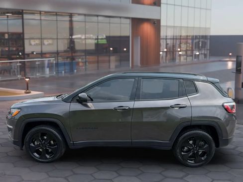 Used 2019 Jeep Compass Latitude AWD/4WD image 8