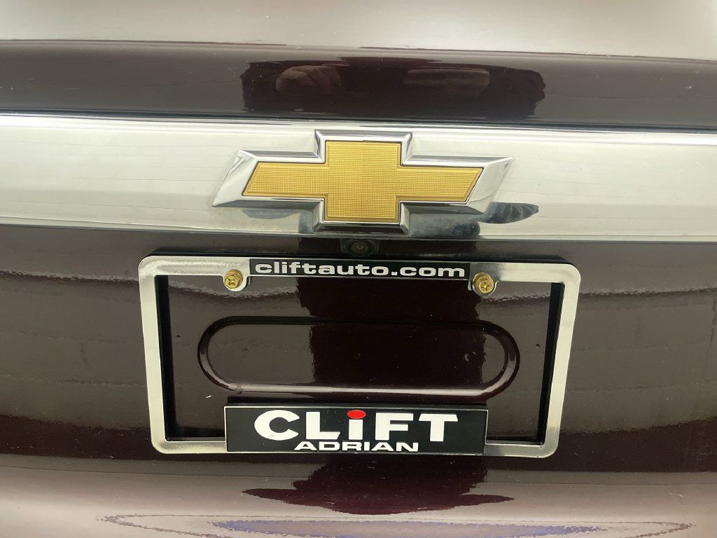 Used 2018 Chevrolet Traverse LT FWD image 24