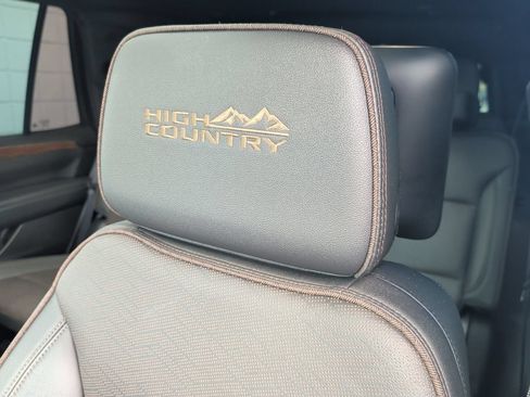 Used 2024 Chevrolet Tahoe High Country w/ Advanced Technology Package AWD/4WD image 12