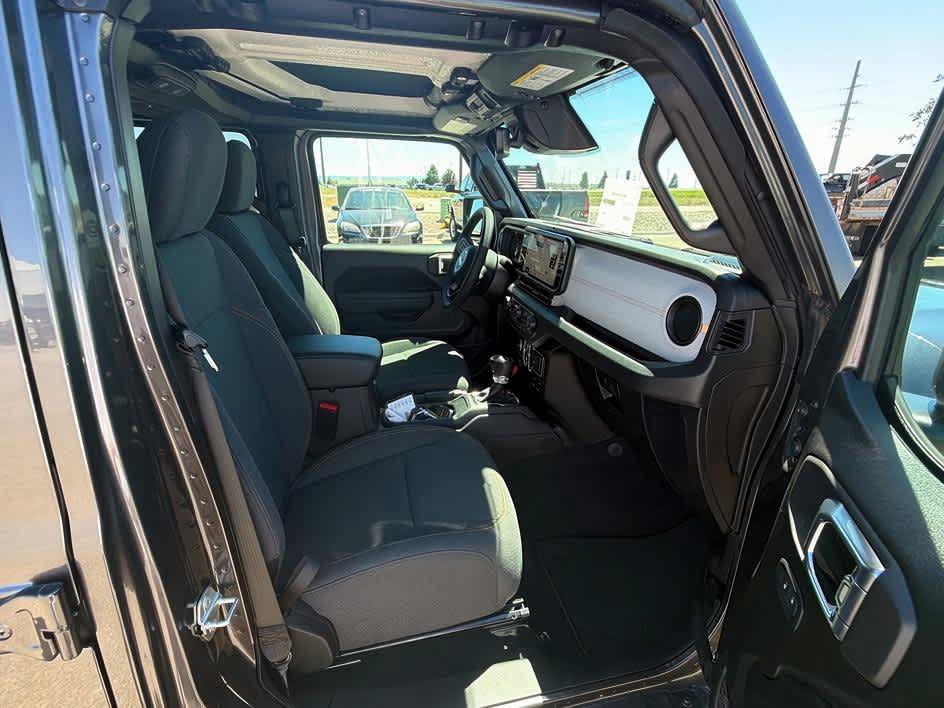 New 2026 Jeep Gladiator Sport AWD/4WD image 28