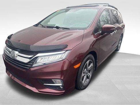 Used 2018 Honda Odyssey Touring image 3
