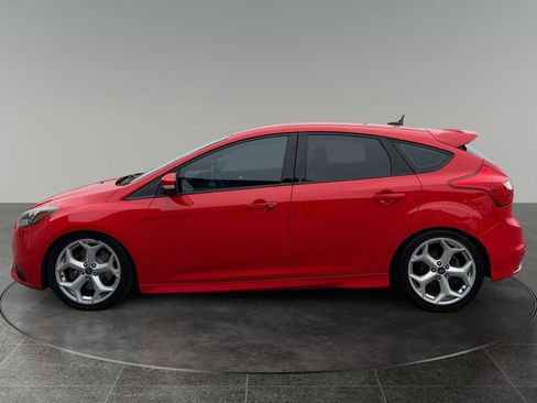 Used 2013 Ford Focus ST FWD image 5