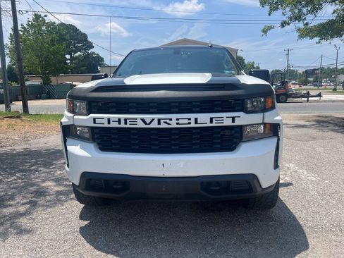 Used 2022 Chevrolet Silverado 1500 Custom AWD/4WD image 4