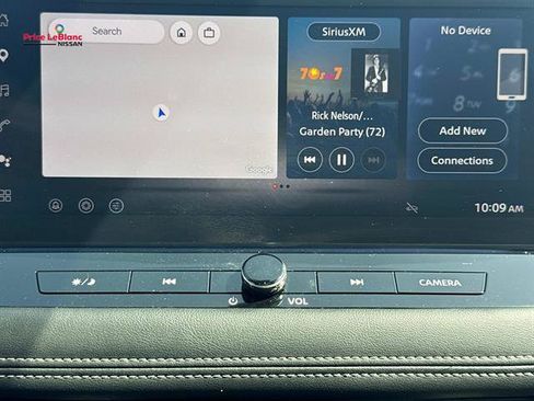 Used 2025 Nissan Rogue SL w/ Tech Package AWD/4WD image 26