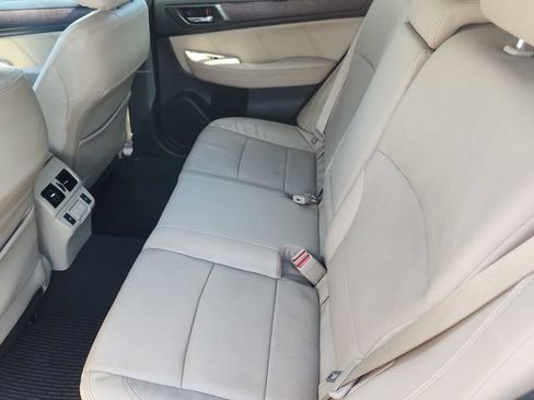 Used 2019 Subaru Outback 2.5i Limited AWD/4WD image 17