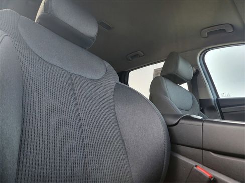 Used 2023 Hyundai Santa Fe SEL image 21