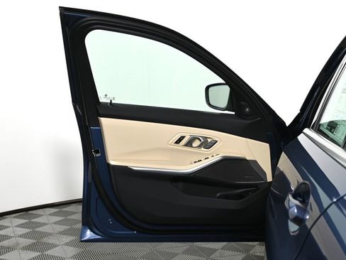 Used 2026 BMW 330i xDrive Sedan w/ Convenience Package image 29