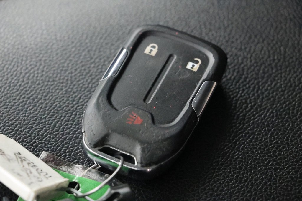 Used 2022 GMC Acadia SLE FWD image 46