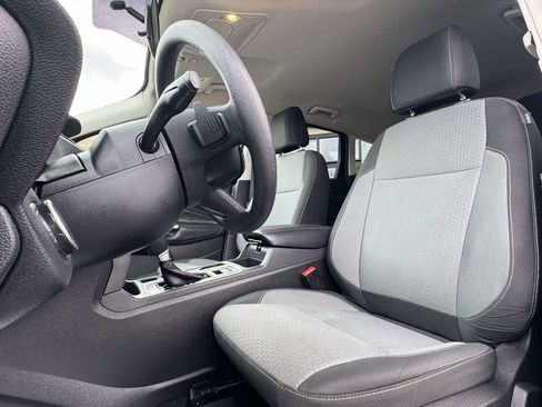 Used 2017 Ford Escape SE w/ Equipment Group 201A AWD/4WD image 24