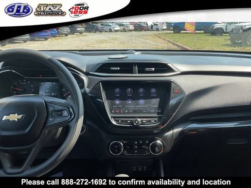 Used 2023 Chevrolet TrailBlazer LT w/ Convenience Package AWD/4WD image 17