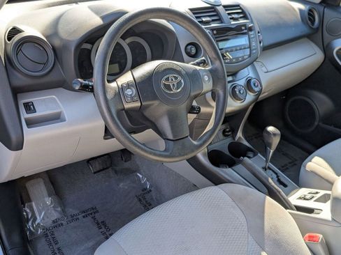 Used 2011 Toyota RAV4 4WD image 4