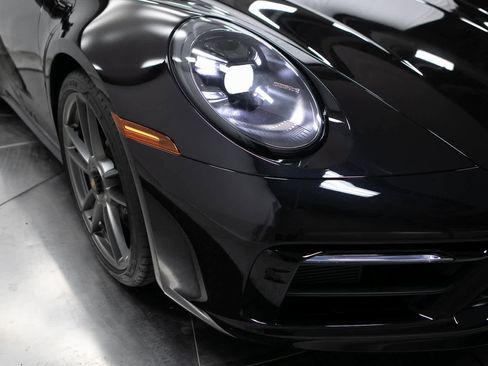 Certified 2023 Porsche 911 50th Anniversary Edition image 12