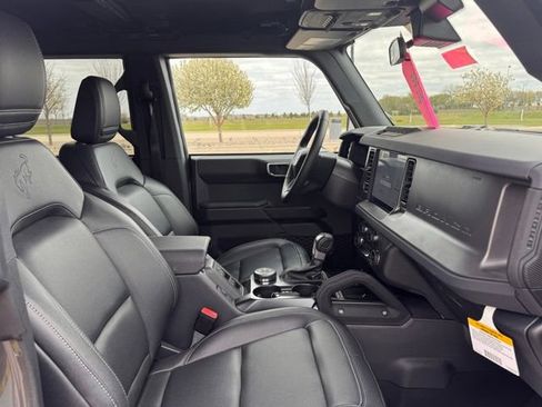 New 2025 Ford Bronco Big Bend w/ Black Diamond Package AWD/4WD image 25