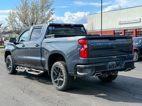 Used 2022 Chevrolet Silverado 1500 LT Trail Boss w/ Bed Protection Package image 4