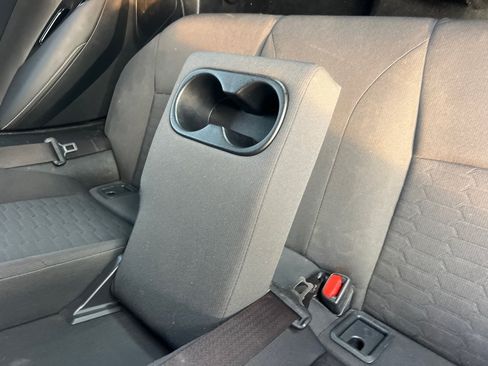 Used 2019 Toyota Corolla SE FWD image 16