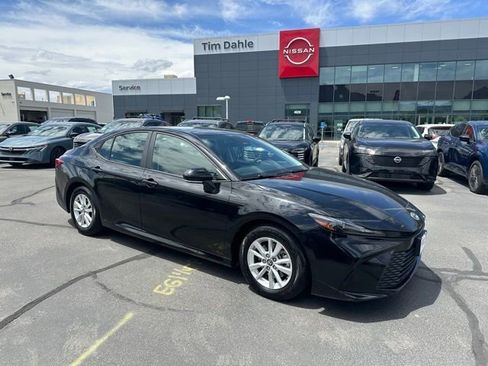 Used 2025 Toyota Camry LE FWD image 1