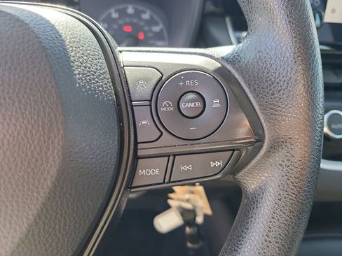 Used 2024 Toyota Corolla LE FWD image 29