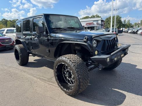 Used 2016 Jeep Wrangler Unlimited Sport w/ Quick Order Package 24S AWD/4WD image 7