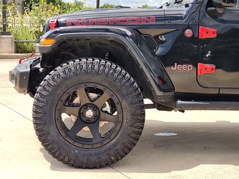 Used 2020 Jeep Gladiator Rubicon AWD/4WD image 10