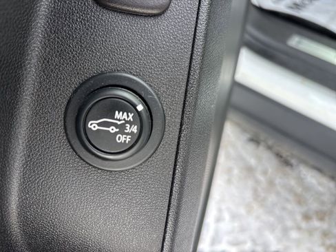 Used 2020 Chevrolet Equinox Premier image 21