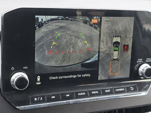 Used 2024 Mitsubishi Outlander SE image 24