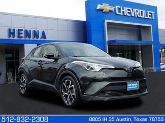Used 2019 Toyota C-HR XLE video 1