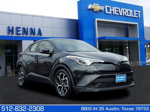 Used 2019 Toyota C-HR XLE image 1