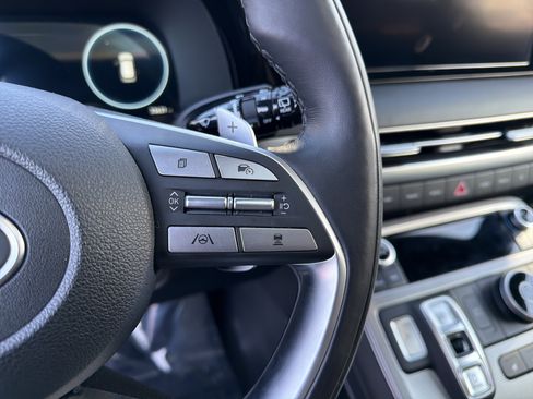 Used 2024 Hyundai Palisade Calligraphy image 17