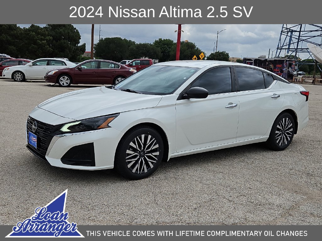 Used 2024 Nissan Altima 2.5 SV FWD image 5