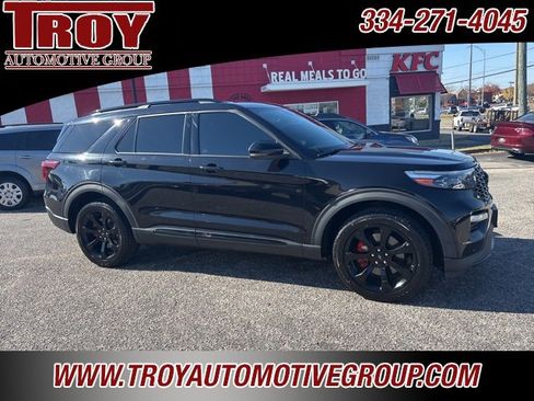 Used 2020 Ford Explorer ST w/ ST Street Pack image 3