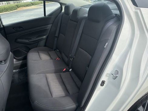 Used 2024 Nissan Altima 2.5 SV image 15