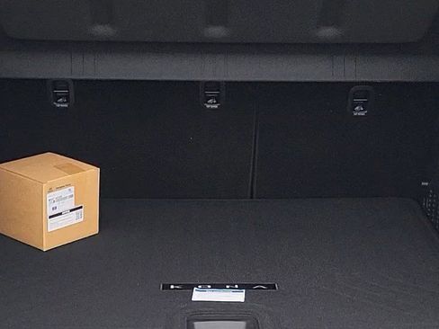 New 2026 Hyundai Kona SEL Premium image 24