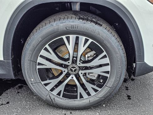 New 2025 Mercedes-Benz GLA 250 4MATIC image 10