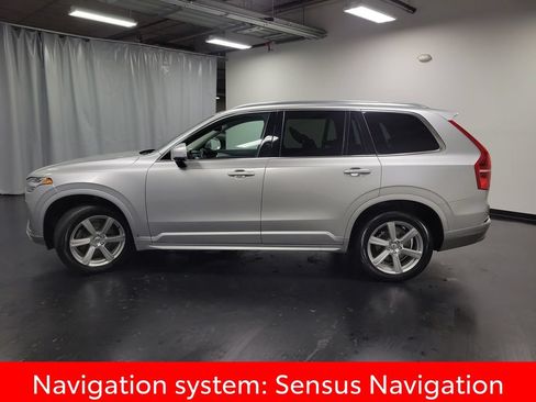 Used 2022 Volvo XC90 T5 Momentum AWD/4WD image 5