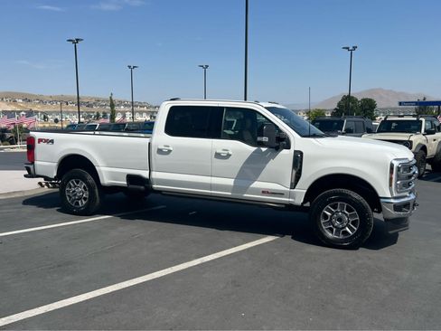 Certified 2024 Ford F350 Lariat w/ Lariat Ultimate Package AWD/4WD image 5