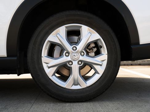 Used 2023 Honda HR-V LX image 15