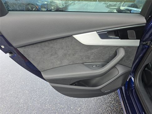 Used 2022 Audi A4 2.0T Prestige image 8