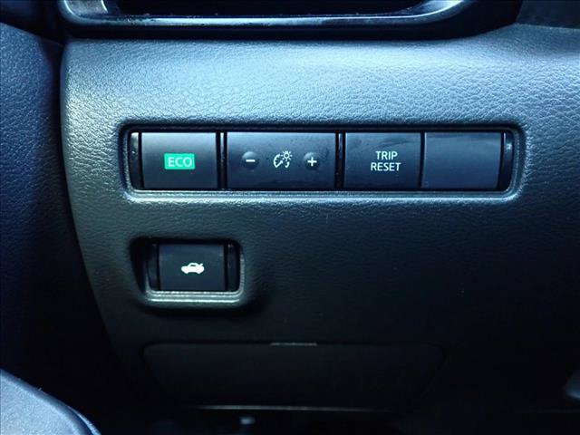 Used 2023 Nissan Sentra SV FWD image 19