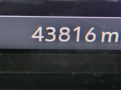 Used 2022 Chevrolet Silverado 1500 Custom w/ Safety Confidence Package image 22