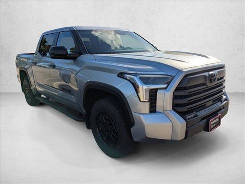 Used 2025 Toyota Tundra SR5 image 7